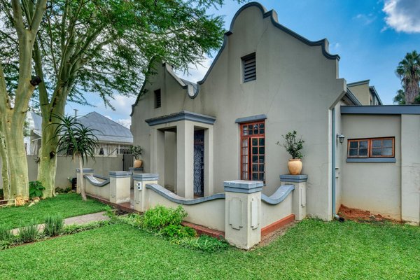 Welche Aufgaben sollte man nach dem Umzug sofort erledigen?